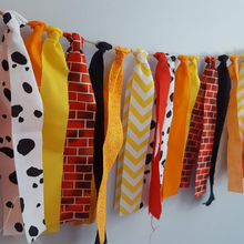 Load image into Gallery viewer, Firetruck Rag Garland