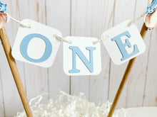 Load image into Gallery viewer, Peter Rabbit Cake Topper