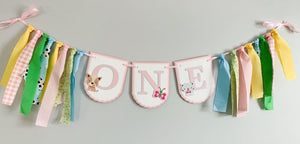 pink barnyard high chair banner